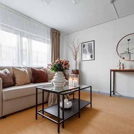 Simple Studio In Trendy Soedermalm - Construction Work Стокгольм Экстерьер фото